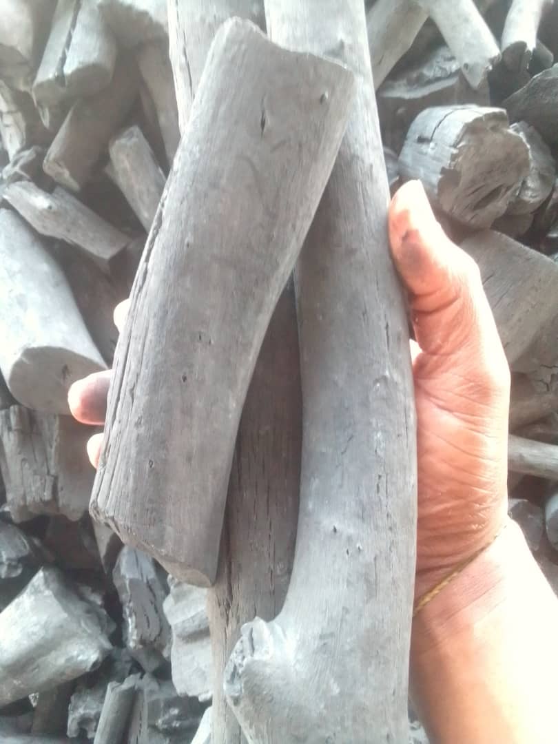 Premium Hardwood Charcoal (Restaurant & BBQ Grade) - Image 4