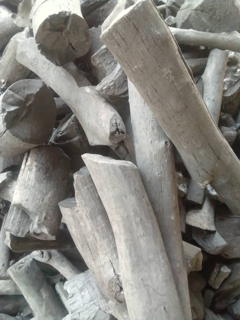 Premium Hardwood Charcoal (Restaurant & BBQ Grade) - Image 3